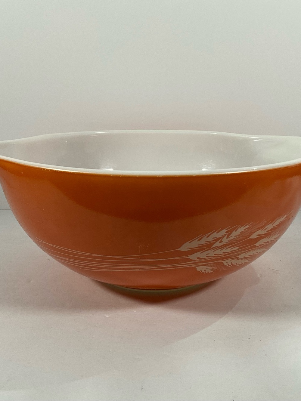 Vintage Pyrex Autumn Harvest Wheat #443 Cinderella Mixing Bowl 2.5 Qt Orange
